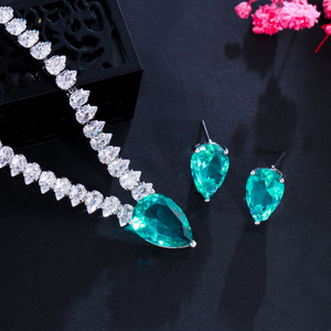 Ensemble de bijoux élégant pour <span class=keywords><strong>femme</strong></span>, collier et boucles d'oreilles en cristal CZ vert clair en forme de goutte d'eau, pour fiançailles, fête ou costume - Product Image 6
