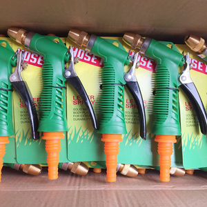 Boquilla de pulverización con palanca, cabezal de pistola chapado en cobre con flujo ajustable para lavado de autos y uso en jardín, hecho en China - Product Image 2