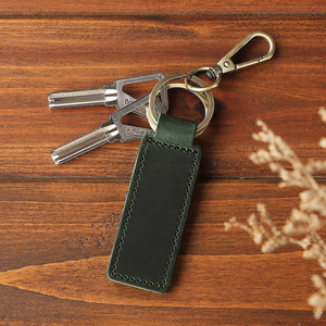 Porte-clés en cuir Crazy Horse avec logo personnalisé, gravure personnalisée pour automobile, petit cadeau d'activité, porte-clés en cuir de vache manuel - Product Image 4