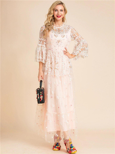 2022 hiver Casual Élégant Personnalisé Femmes Flare <span class=keywords><strong>3</strong></span> / <span class=keywords><strong>4</strong></span> Manches Blanc Floral Broderie Parti <span class=keywords><strong>Longue</strong></span> Dentelle Maxi <span class=keywords><strong>Robe</strong></span> - Product Image 2