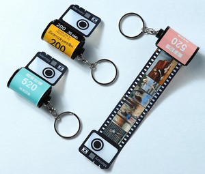 Llavero de rollo de película fotográfica de acero inoxidable personalizado al por mayor con impresión digital y 5-10 fotos <span class=keywords><strong>para</strong></span> <span class=keywords><strong>regalos</strong></span> - Product Image 5