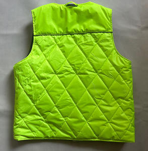 Veste sans manches réversible en polyester pour femmes, en gros, personnalisée, chaude pour l'hiver, unie, décontractée pour hommes, réfléchissante, pour l'extérieur - Product Image 5