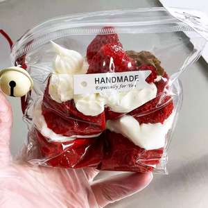 ألعاب سكويشي ناعمة على شكل كعكة الفراولة من السيليكون من JUCHUANG، ألعاب بطيئة الارتفاع للفتيات والأولاد من سن 5 إلى 7 سنوات - Product Image 2