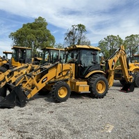 Chargeuse-pelleteuse CAT 420F IT d'origine américaine, godet de 0,96 m³, vitesse routière de 40 km/h, faible nombre d'heures, matériel de construction à vendre