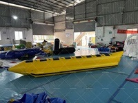 Bateau banane gonflable durable pour 8 personnes, flotteur de piscine d'été robuste pour la fête de plage en famille, conception essentielle pour un usage domestique