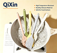 Spatule en silicone multicolores de qualité alimentaire, sans BPA, résistante à la chaleur jusqu'à 230°C, antiadhésive, outil de cuisine pour la pâtisserie, la cuisson et le mélange, personnalisable