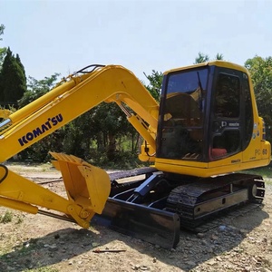 Disponibile Usato Komatsu 6 tonnellate PC60-7 PC60 PC60-8 Mini Escavatore Cingolato Idraulico Potente con Martello Demolitore e Tubazioni Ausiliarie - Product Image 2
