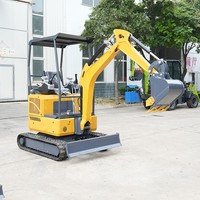 Excavatrice robuste et compacte, idéale pour les projets d'infrastructure municipale et les travaux de développement résidentiel