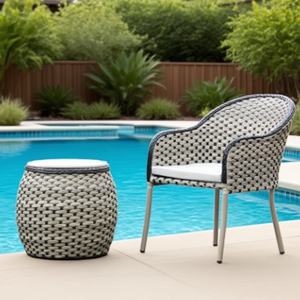 ชุดเฟอร์นิเจอร์กลางแจ้งสามชิ้นทันสมัยพร้อมโต๊ะเก้าอี้หวายทนทานสำหรับลานบ้านสวนระเบียงคาเฟ่ - Product Image 3