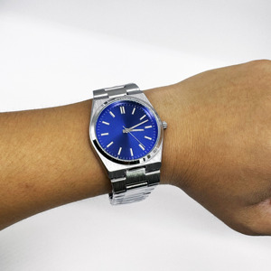 Gli uomini <span class=keywords><strong>di</strong></span> <span class=keywords><strong>marca</strong></span> su misura guardano il quadrante colorato dell'<span class=keywords><strong>orologio</strong></span> disponibile per rendere il tuo <span class=keywords><strong>orologio</strong></span> da polso con nome aggiunto per gli uomini - Product Image 5