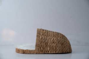 Cuccia per Gatti in Rattan Fatta a Mano, Sostenibile, Comoda e Rialzata, in Pura Paglia, per Amici Pelosi - Product Image 5