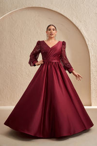 Robe de soirée grande taille Sharon Said SF621 à manches longues, ornée de sequins et de perles, avec ceinture plissée et taille naturelle, pour mariage et soirée (neuf) - Product Image 4