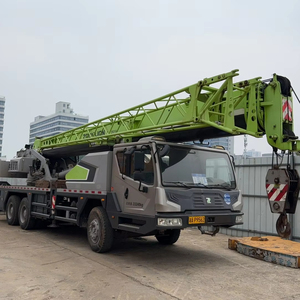 Grúa sobre Camión Zoomlion ZTC250 de 25T en Buen Estado, Alta Eficiencia para Operaciones de Construcción en Sitio - Product Image 1