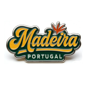 Cadeaux <span class=keywords><strong>de</strong></span> <span class=keywords><strong>voyage</strong></span>, souvenir portugais, aimant <span class=keywords><strong>de</strong></span> réfrigérateur en émail représentant une maison traditionnelle <span class=keywords><strong>de</strong></span> l'île <span class=keywords><strong>de</strong></span> Madeira, aimant décoratif en métal en vrac - Product Image 2