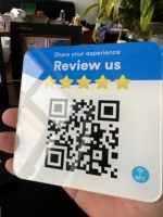 Plaque acrylique NFC Tap & Scan pour avis Instagram et Google – Stimulez les commentaires clients avec code QR pour petites entreprises NFC Google