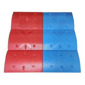 नया डिजाइन पीसी प्लास्टिक स्पीड बम्प रबर भारी शुल्क, ट्रैफिक सेफ्टी रोड हम्प, पीले रंग की सफेद रबर स्पीड बंप - Product Image 3