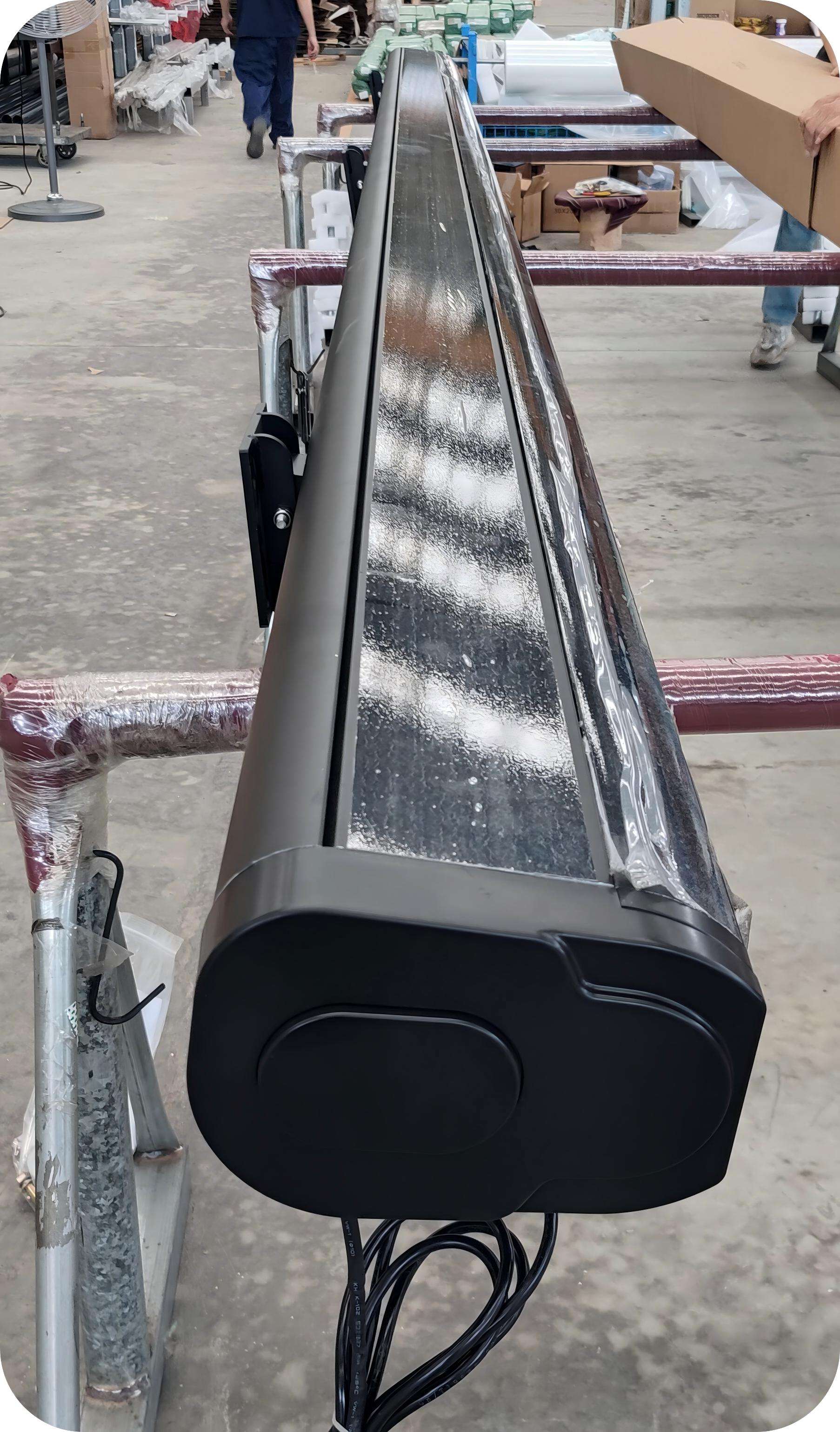 กรอบสีดำ