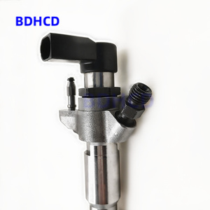 Inyector Common Rail de piezas de automóvil BDHCD HMLGT5164R 166000372R 16600-0372R 16600-00q2k para Siemens Ford VW Audi Mercedes BMW - Product Image 2