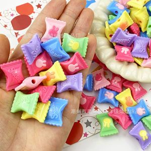 Perles fantaisie en acrylique tête de lapin color-blockées 21,5x17mm, couleurs assorties, pour accessoires de bijoux DIY, porte-clés et chaînes de téléphone - Product Image 2