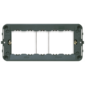 Marco de placa de pared Vimar Idea de 3 módulos, 14.3 cm de longitud, para tomas eléctricas - Product Image 1
