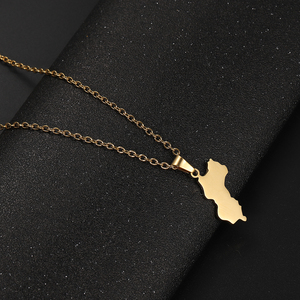 Collar <span class=keywords><strong>de</strong></span> Cadena con Eslabones <span class=keywords><strong>de</strong></span> <span class=keywords><strong>Mapa</strong></span> <span class=keywords><strong>de</strong></span> la Isla Mustique en Acero Inoxidable, Collar con Colgante <span class=keywords><strong>de</strong></span> la Isla Mustique, San Vicente y <span class=keywords><strong>las</strong></span> Granadinas, en Oro <span class=keywords><strong>de</strong></span> 18K - Product Image 1