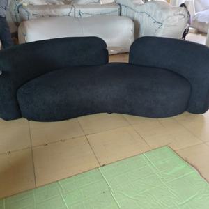 Nordic Designer's Modern Luxury Curved <b>Sofa</b> High Quality Lambskin Fabric for Living Room Beauty Solon Creative Waiting <b>Chairs</b> - Product Image 4