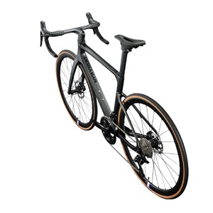 Vélo de route à perte en fibre de carbone 24 vitesses Winspace vélo de route 105 R7170 Di2 Racer Bike en fibre de carbone pour la course - Product Image 1
