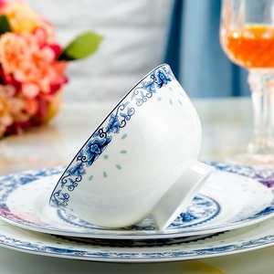Wholesale 56 Pieces Chinese <b>Blue</b> and White Delicate Cutlery <b>Set</b> Restaurant <b>Set</b> 10 Person Porcelain Dinnerware <b>Set</b> - Product Image 6