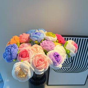 Novelty Handmade Gift Crochet Rose <b>Bouquet</b> Bulk Customized Colorful Woven Flowers - Product Image 1