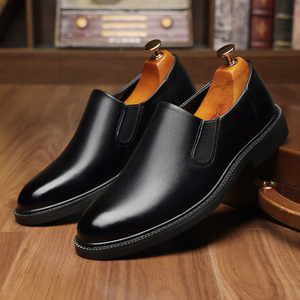 Mocasines de Cuero Negros con Punta en Pico para Hombre, Cierre de un Solo Toque, Calzado Formal, Casual y de Negocios para Adultos - Product Image 1