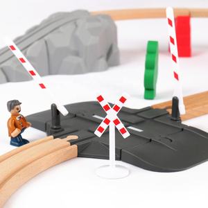 Treno Set educativo assemblato per bambini giocattolo stile <span class=keywords><strong>stazione</strong></span> <span class=keywords><strong>ferroviaria</strong></span> con locomotiva elettrica modello ferroviario giocattolo Slot in legno di alta qualità - Product Image 4