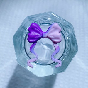 Cuentas de silicona con forma de lazo para la elaboración de joyas, formas de lazo 3D coloridas con colas rizadas, accesorio decorativo de cuentas. - Product Image 6
