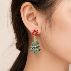 Orecchini a Forma di Albero di Natale Colorati e Traforati, Ornamenti e Regali per Feste Natalizie da Donna - Product Image 2