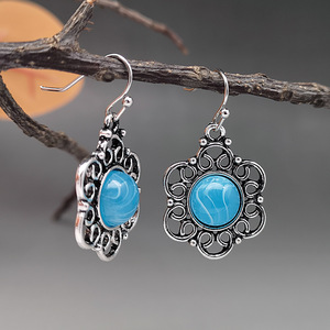 Orecchini Pendenti Lunghi a Onda con Fiore Blu per Donne, Stile Bohémien, Accessori per Orecchie da Indossare Ogni Giorno - Product Image 4
