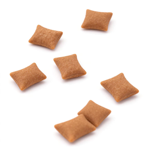 ขนมแมวรสไก่ออร์แกนิค อร่อย นุ่มและกรุบกรอบ โปรตีนสูง อิ่มอร่อย ไม่มีสารปรุงแต่ง รสชาติสมดุล 100% สำหรับแมวโต 85 กรัม - Product Image 1