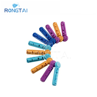 RONGTAI Vente en gros de lancette de sang stérile en acier inoxydable 23G Lancette de sang Dispositif de lancette de sang en Chine Comfort Twist Top Lancettes