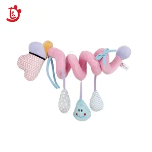 Nhà máy tùy chỉnh sang trọng squeak Đồ chơi treo Rattle xoắn ốc nôi Đồ chơi di động xe ghế treo Rattle đồ chơi