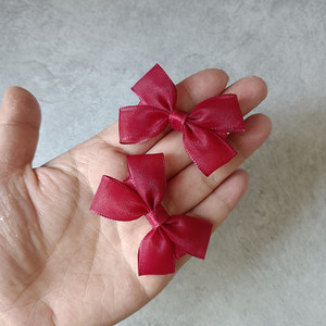 Mini pince à cheveux en mousseline de soie translucide rouge bordeaux pour petite fille, avec nœud et pinces latérales, adorable et mignonne - Product Image 3