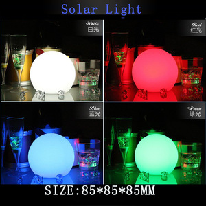 Luz solar flotante con forma de bola, LED que cambia de color, resistente al agua, para uso en estanques y exteriores. - Product Image 4