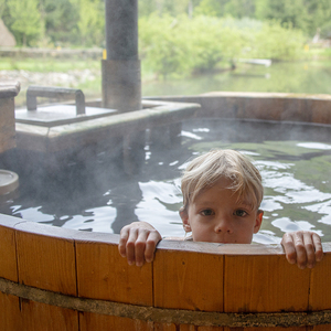 2024 New Design Outdoor Solid Wood <b>Red</b> Cedar <b>Hot</b> Tub 2-4 People Outdoor Wood Fired <b>Hot</b> Tub - Product Image 6