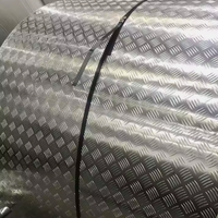 Lembaran Plat Aluminium Checker 4x8 Stucco 1100 1050 H24 Bermotif Embossed Tread untuk Platform Dek Trailer