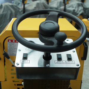 Rouleau compacteur vibrant à double tambour LianDian 800 places, refroidi par air, 8,5 kW, avec pompe à engrenages haute efficacité, monté sur camion - Product Image 4