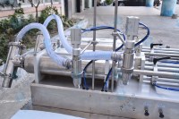 Machine automatique de remplissage de pâtes et de sauces pour boissons et produits chimiques, pour le beurre, le barbecue, les sauces tomate, la confiture, les sauces chili en emballage en sachet