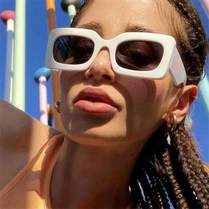 Gafas de Sol Rectangulares Pequeñas Vintage 2022 con Logotipo Personalizado para Mujer, Gafas de Sol Cuadradas en Colores Pastel - Product Image 2