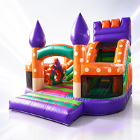 Structure gonflable commerciale combinée avec toboggan, château de saut et mur d'escalade pour enfants, idéale pour les fêtes intérieures et extérieures à louer