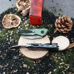 Cuchillo Plegable Portátil de Acero Inoxidable con Punta de Lanza, Hoja CPM154 (0.3mm de Grosor), 13cm de Longitud Total, Mango de Aluminio, OEM - Product Image 4