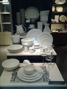Service de vaisselle en porcelaine fine de qualité supérieure, blanc, pour hôtel, vaisselle élégante, ensemble de vaisselle pour restaurant, hôtel, maison et banquet - Product Image 3