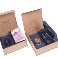 Boîte cadeau cosmétique artisanale avec fermeture magnétique, insert en mousse, finition mate, forme carrée, boîte d'expédition en papier couché, emballage plat