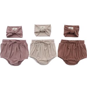 Pantalones cortos de algodón acanalado para bebé, suaves, con cordón, tipo pañalera, para niñas, con diadema. - Product Image 1