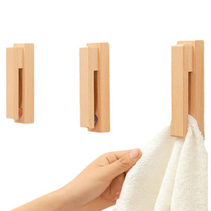 Support mural rustique en bois pour serviettes et objets, idéal pour la vente en gros - Product Image 1